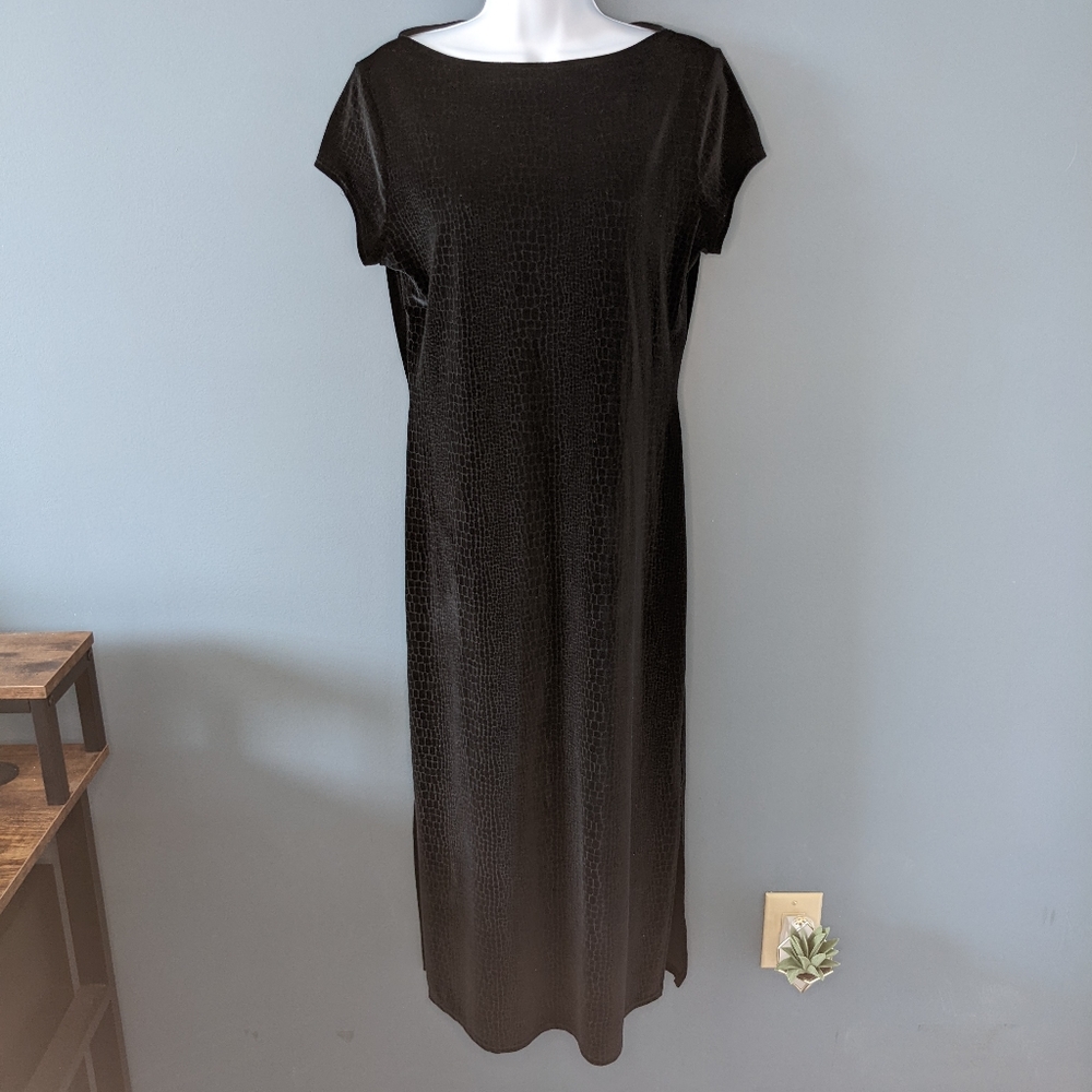 Vintage St. Michael Women's Velvet Snake Skin Patterned Short Sleeve Dre…